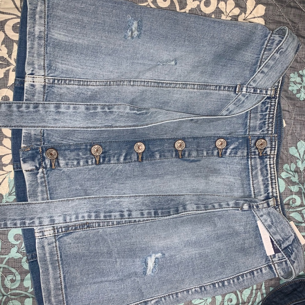 Brand is Rewash, it is a mini vintage skirt